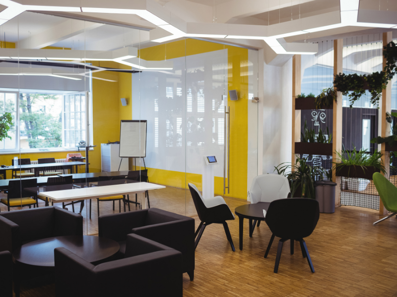 You are currently viewing Why Good Lighting is Important in Office Spaces?