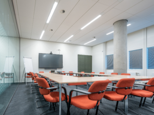 Read more about the article 3 Questions When Considering LED Office Lighting